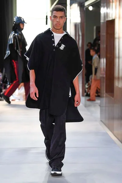 Look 117